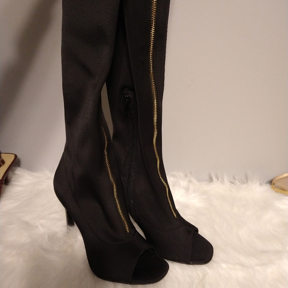 NEW ASOS DESIGN Kyoko thigh high boots in black 7 - Picture 8 of 12